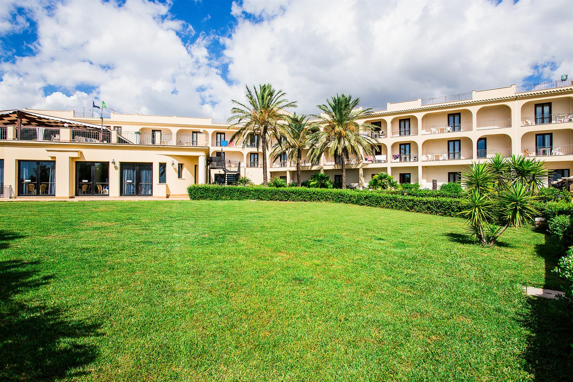 Grand Hotel Selinunte Маринелла Экстерьер фото